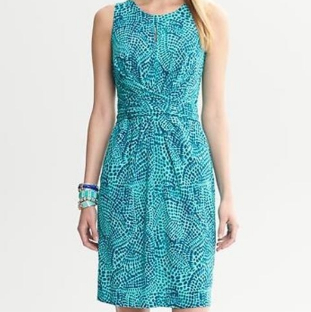 BANANA REPUBLIC Issa Collection Blue Ceramic Print Wrap-tie Dress Size 12